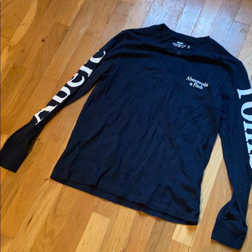 Long sleeved tshirt